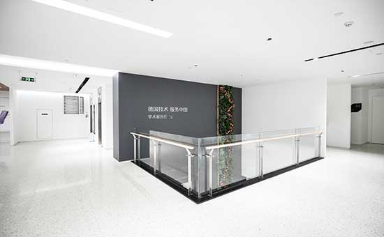推荐关注：南京治疗种植牙医院哪个好“排名快看”建议镶牙不要种牙是为什么(图1)